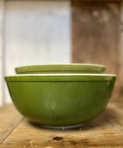 Pyrex Nesting Bowls Avocado Green Set of 2